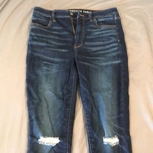 Ripped high waisted jeans